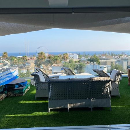 Sant Central Deluxe Apartments Ayia Napa Bagian luar foto