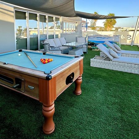 Sant Central Deluxe Apartments Ayia Napa Bagian luar foto